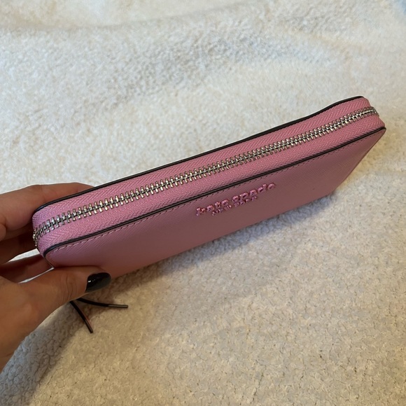 Cameron Monotone Large Continental Wallet - Picture 6 of 16